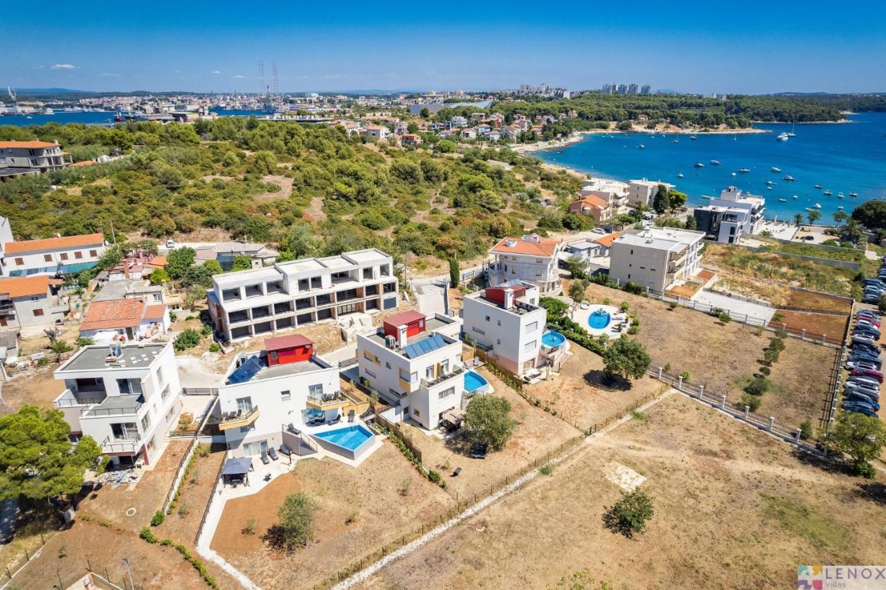 Villa Magnolija Pula Exterior photo